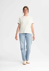 MELA KHIRA - T-shirt basic - cream melange