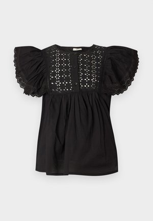 Sort bluse med puffede kortærmer med blonder, hulmønster med blomster på øverste bryst, og knaplukning foran.