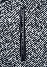 MAMALICIOUS Vinterfrakke - black