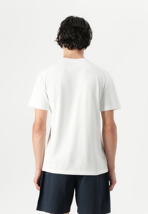 ESSENTIAL 5 PACK - Basic T-shirt3