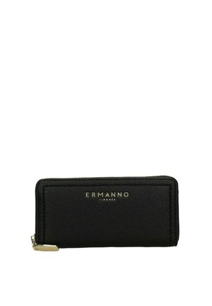 Portafoglio in pelle nera con superficie strutturata, chiusura con zip e hardware in tonalità oro. Logo "Ermanno Firenze" impresso sul fronte.