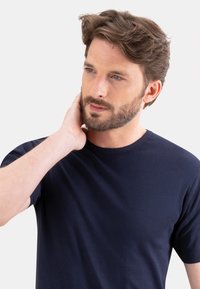 Eminence COL ROND LES CLASSIQUES - Caraco - marine