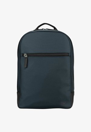 Sac à dos rectangulaire bleu foncé avec une poignée supérieure, une poche zippée horizontale à l'avant et un logo discret dans le coin inférieur droit.
