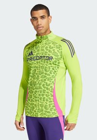 adidas Performance PREDATOR TRAINING - Langarmshirt - semi solar slime lucid fuchsia