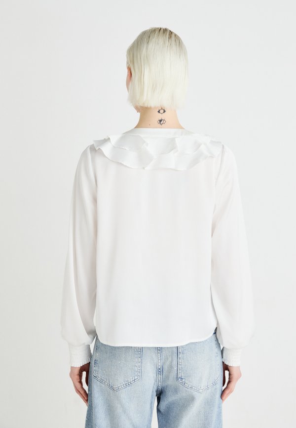 VIVINA  V NECK FRILL - Blouse - cloud dancer2