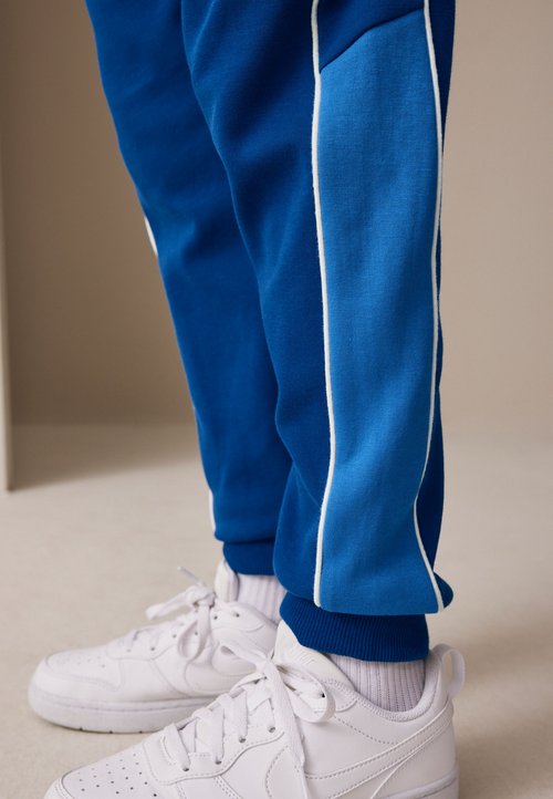 adidas gazelle silver green womens adidas Originals Men's Superstar Track Jacket, Size: Small, Blue