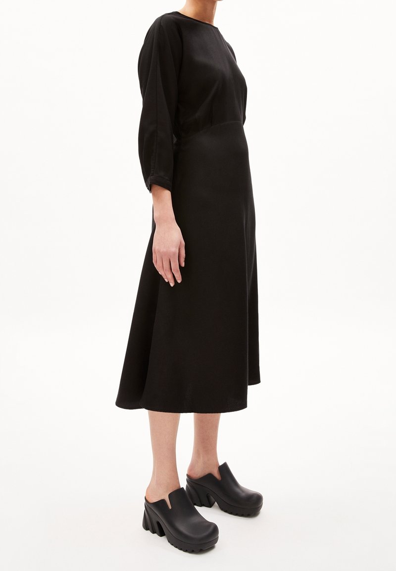 ARMEDANGELS Robe de jour - black