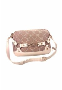 Borsa a tracolla rosa chiaro con parte anteriore in tessuto a fantasia, accessori in oro e tracolla removibile. Presenta un design cucito e dettagli in pelle liscia.