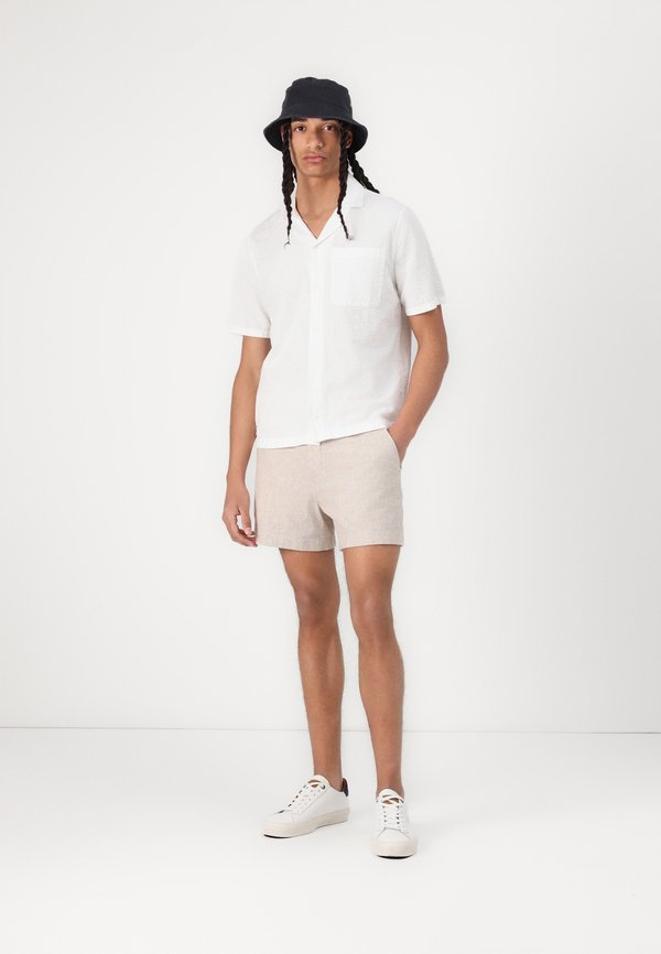 Short-Sleeve Seersucker Shirt - Shirt2