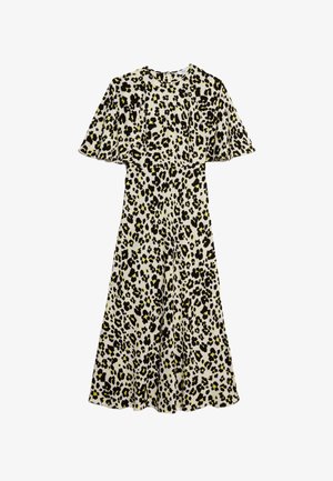 Vestido de estampado de leopardo con mangas cortas y volantes, que presenta un fondo crema, manchas negras y amarillas, y un dobladillo acampanado.