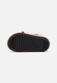 Friboo Botas para la nieve - beige