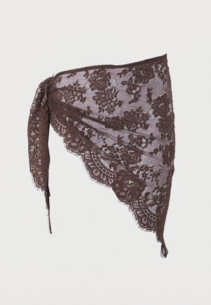 Tissu en dentelle marron avec motifs floraux, forme asymétrique et bords festonnés, noué d'un côté.