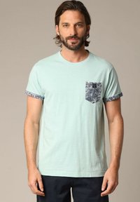 Non sélectionné, Artic