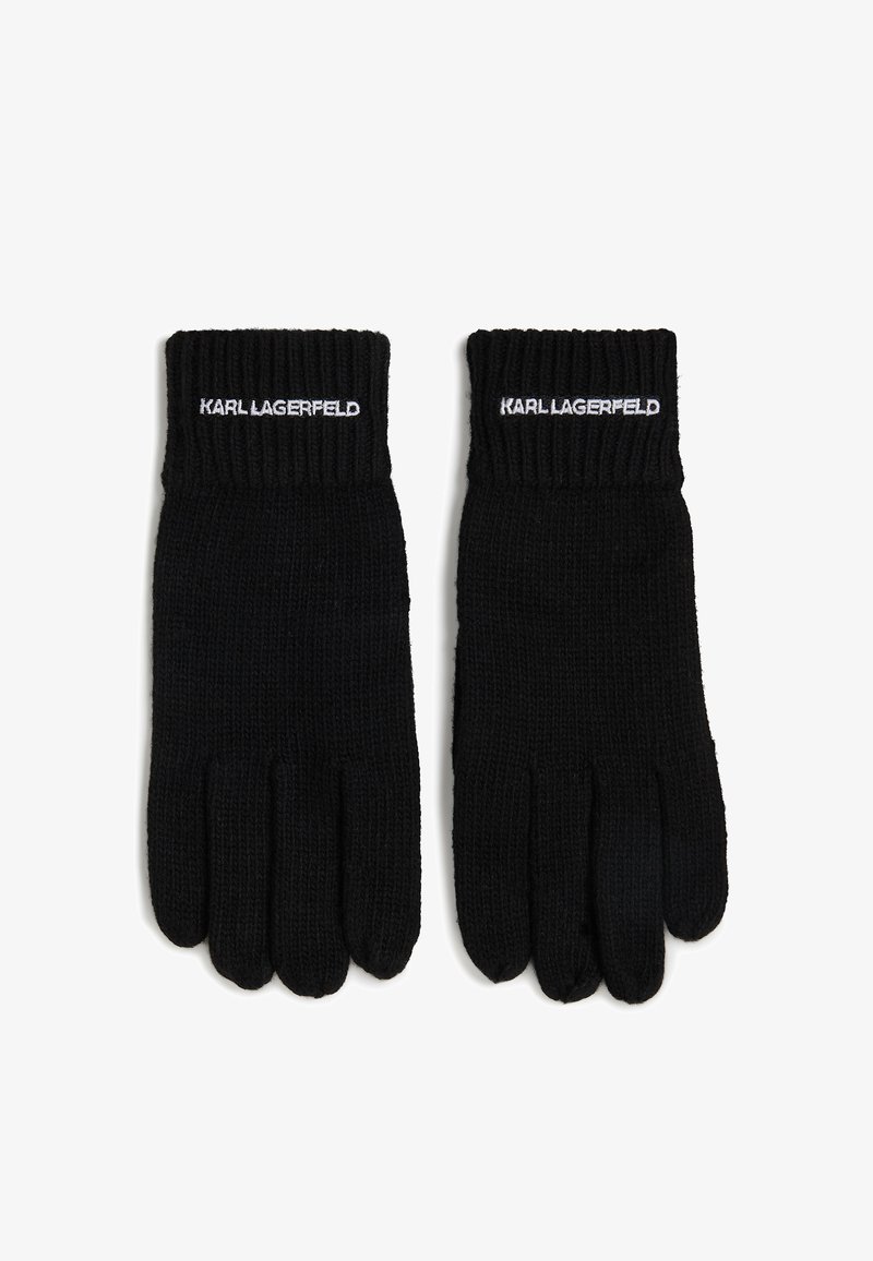 Svarte strikkede hansker med ribbestrikkede mansjetter, som har "KARL LAGERFELD" brodert i hvitt på toppen. Myk tekstur, standard hanskeform.