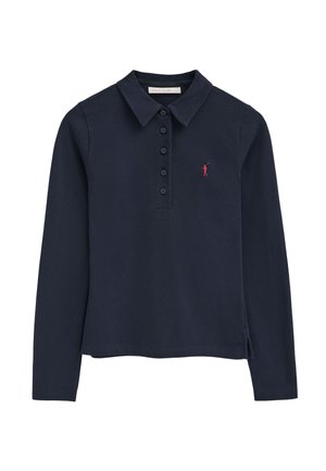Polo a maniche lunghe blu navy con colletto, cinque bottoni, piccolo logo ricamato di un giocatore di polo rosso sul lato sinistro del petto, spacco laterale all'orlo.