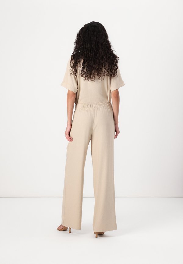 ONLCARO PULL UP PANT - Trousers - tan3