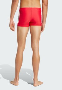 adidas Performance 3-STRIPES 2-INCH - Kupaće gaće - pure ruby white