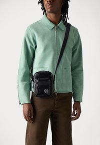 KARL LAGERFELD IKON PUFFY - Borsa a tracolla - black