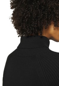 GAP Maglione - black