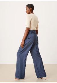 s.Oliver BLACK LABEL Pantalon classique - dark blue