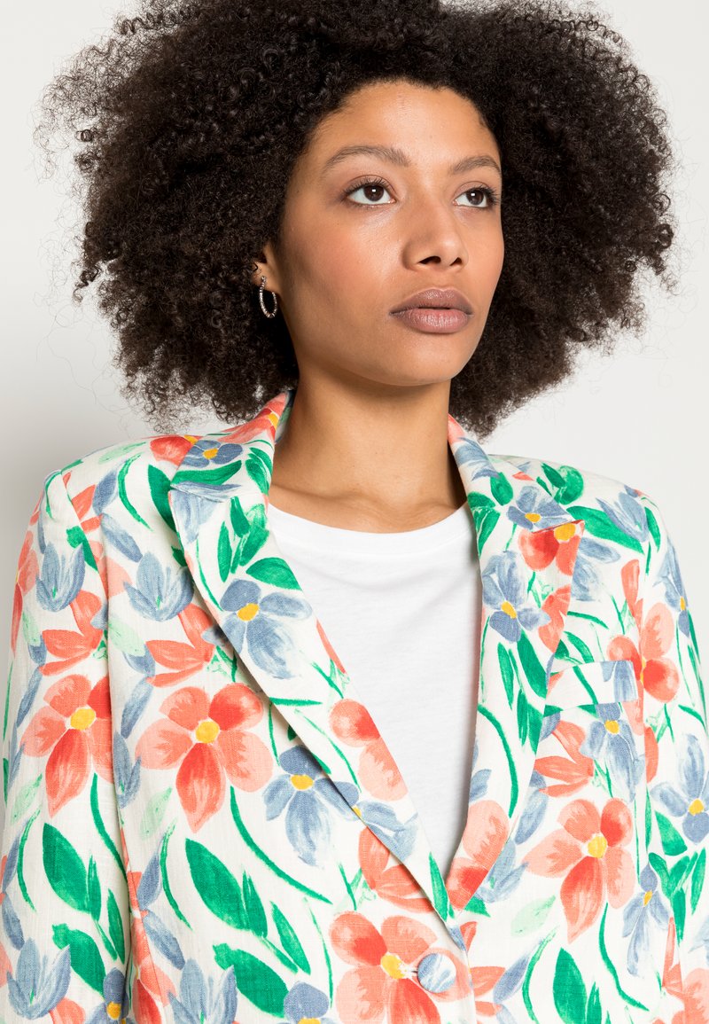 Damen Leichte Jacken | Vero Moda VMJOSIE Blazer whitecapgrey/caty/grau - EN68936 Damen Leichte Jacken | Vero Moda VMJOSIE Blazer whitecapgrey/caty/grau - EN68936