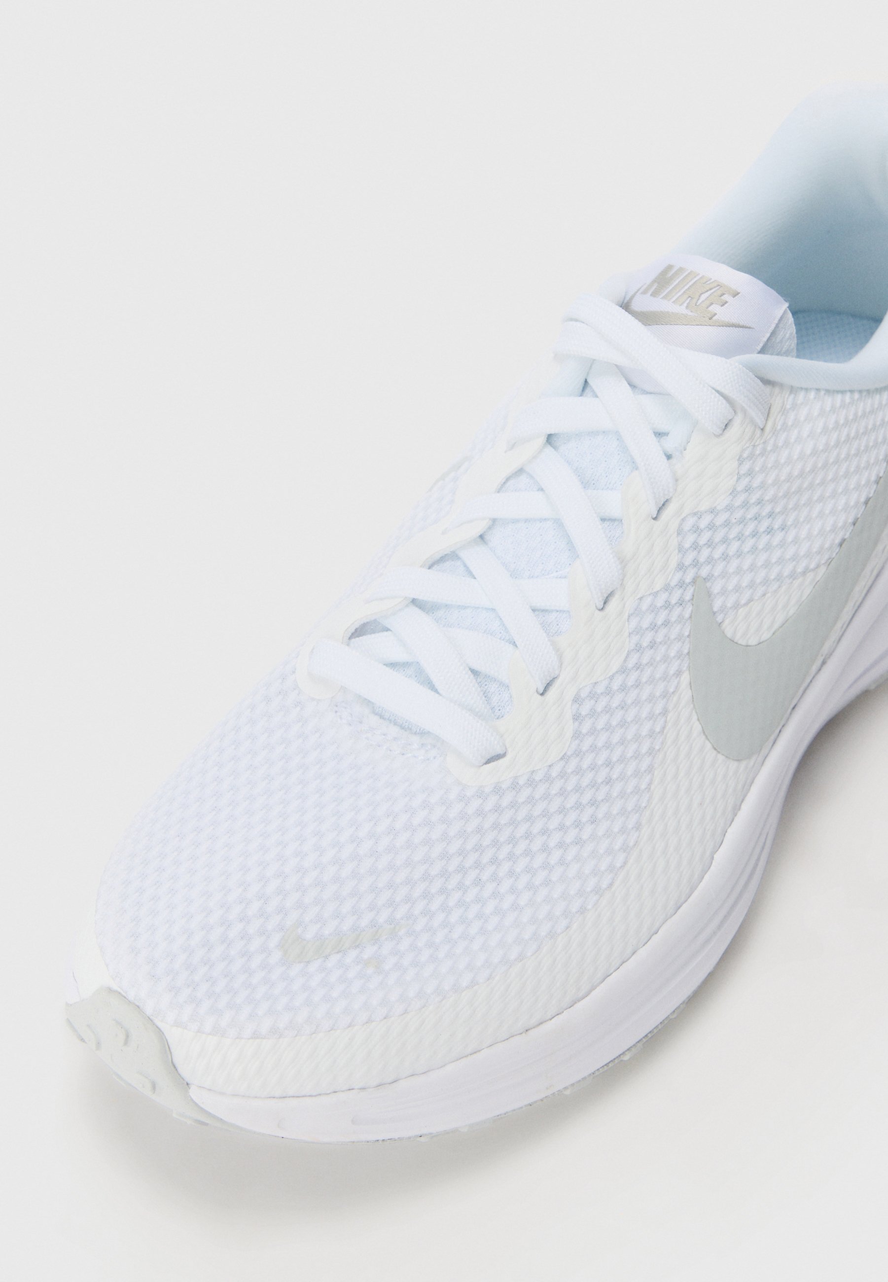 nike racer white