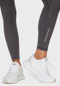 SQUATPROOF Leggings - Byxor - grey