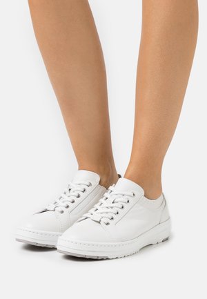 Tamaris Pure Relax LACE UP - Trainers - white