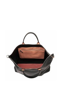 Borsa nera in pelle con un ampio interno, dotata di una tasca con zip in arancio-marrone a contrasto e una texture liscia. Bordature rifinite e hardware in metallo.