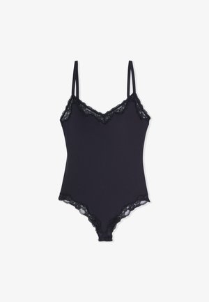 Body de encaje negro con tirantes finos ajustables y cierre de broche en la entrepierna, mostrado sobre un fondo blanco.