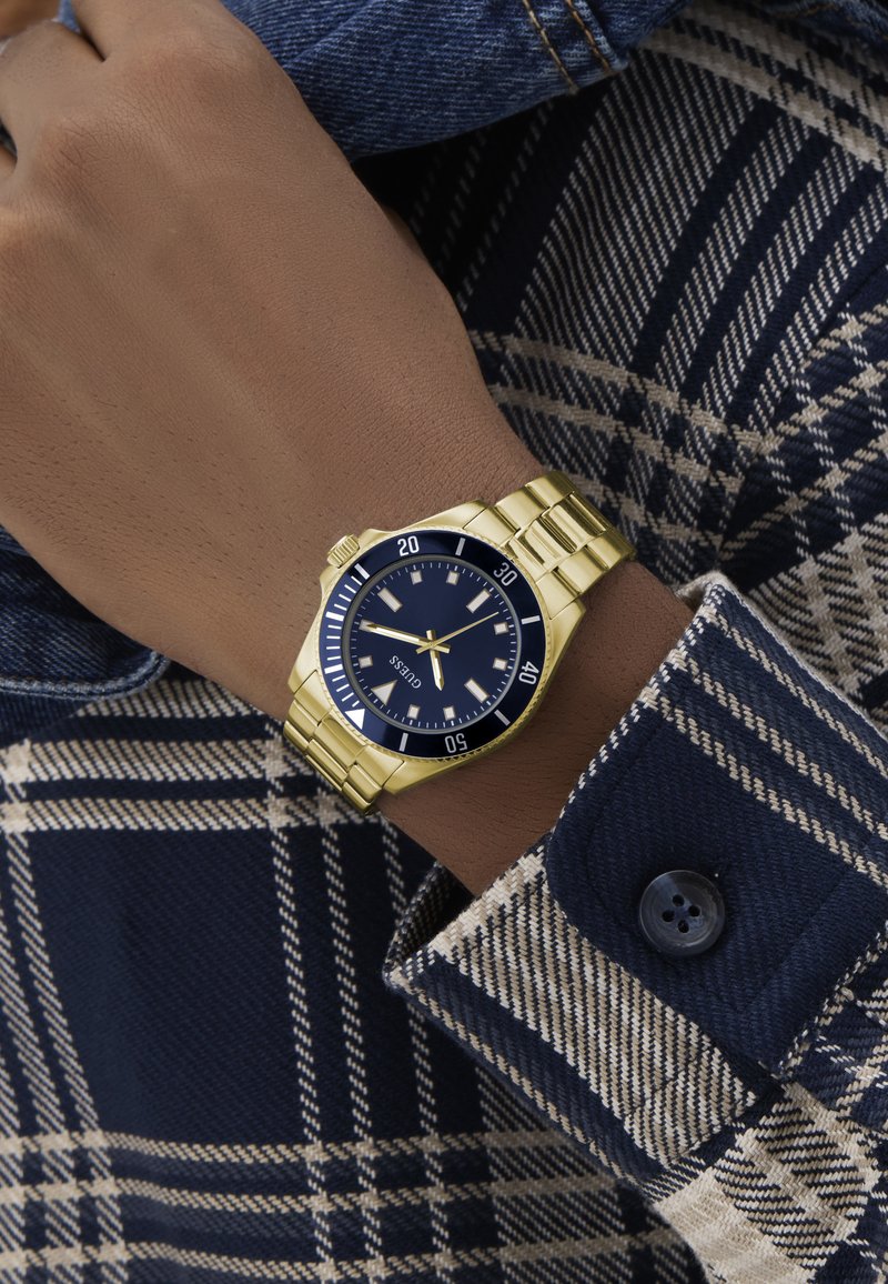 Guess CLIFF - Käekell - gold-coloured tone