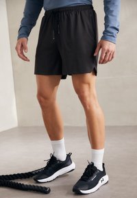 ICANIWILL STRIDE SHORTS - Pantalón corto de deporte - charcoal