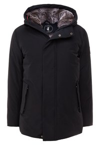 Czarna, ocieplana kurtka z kapturem, z podszewką z syntetycznego futra, przednimi kieszeniami i zapięciem na napy. Gładki materiał o eleganckim fasonie.