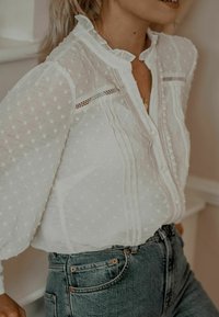 Love & Roses 3/4 SLEEVE REGULAR FIT - Pogājama blūze - ivory