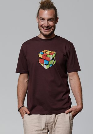 Print T-shirt - red brown