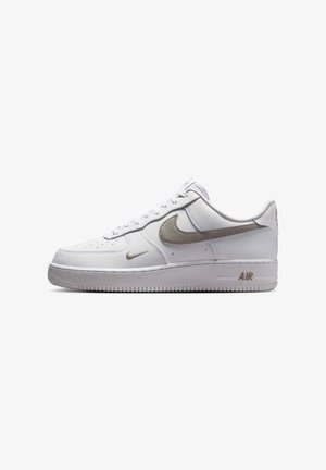 Nike Sportswear, AIR FORCE 1 07' TECH ESS - Baskets basses - white/college grey