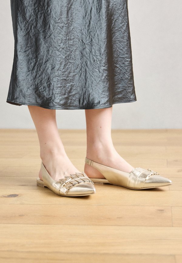 GRETA - Slingback ballet pumps - gold2