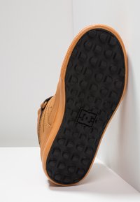 DC Shoes PURE WNT EV - Skateschuh - wheat