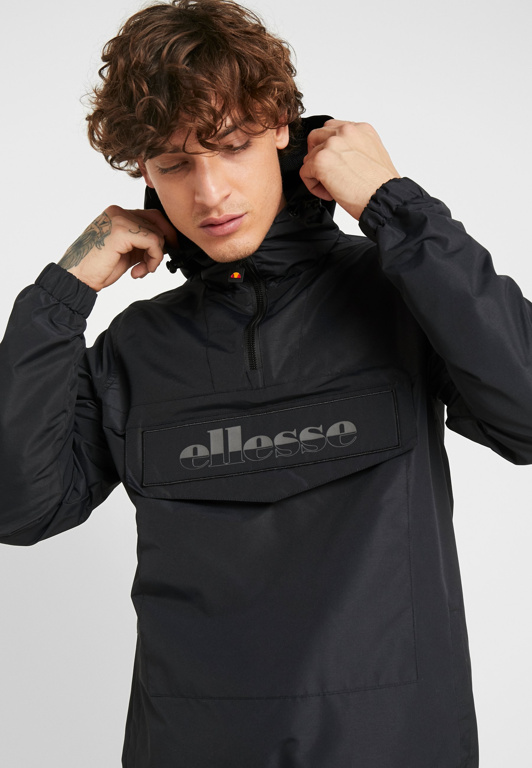 ellesse mont jacket