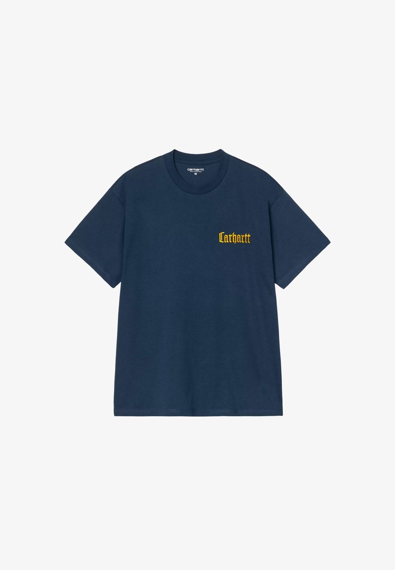Camiseta de algodón azul marino con cuello redondo y mangas cortas, con el logotipo amarillo de "Carhartt" impreso en el lado izquierdo del pecho.