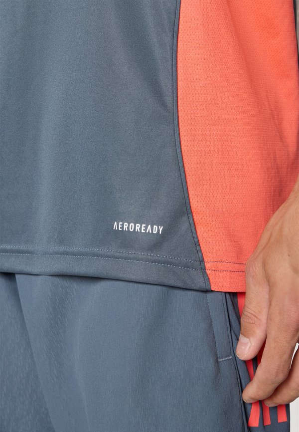 FC BAYERN - Sports T-shirt - bold onix2