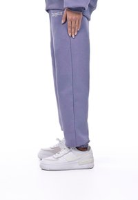 Dropsize JOGGER - Jogginghose - blue granite