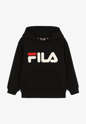 Schwarzer Hoodie mit Fronttasche und FILA-Logo in Weiß und Rot auf der Brust, ausgestattet mit Kapuze mit Kordelzug sowie gerippten Bündchen und Saum.