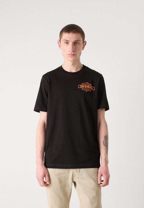 JUST - Print T-shirt2