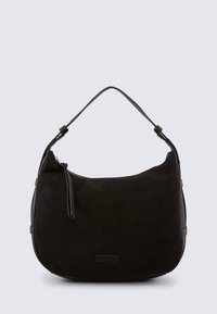 Čierna semišová kabelka cez rameno s guľatým tvarom. Má zipsové zapínanie, krátky popruh a nenápadné značenie na prednej strane. Hladká textúra.