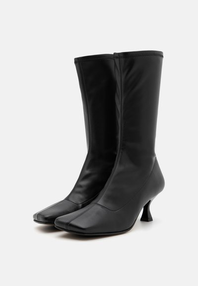 Souliers Martinez LOLA - Zābaki - black