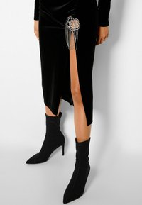 Bershka Cocktailklänning - black