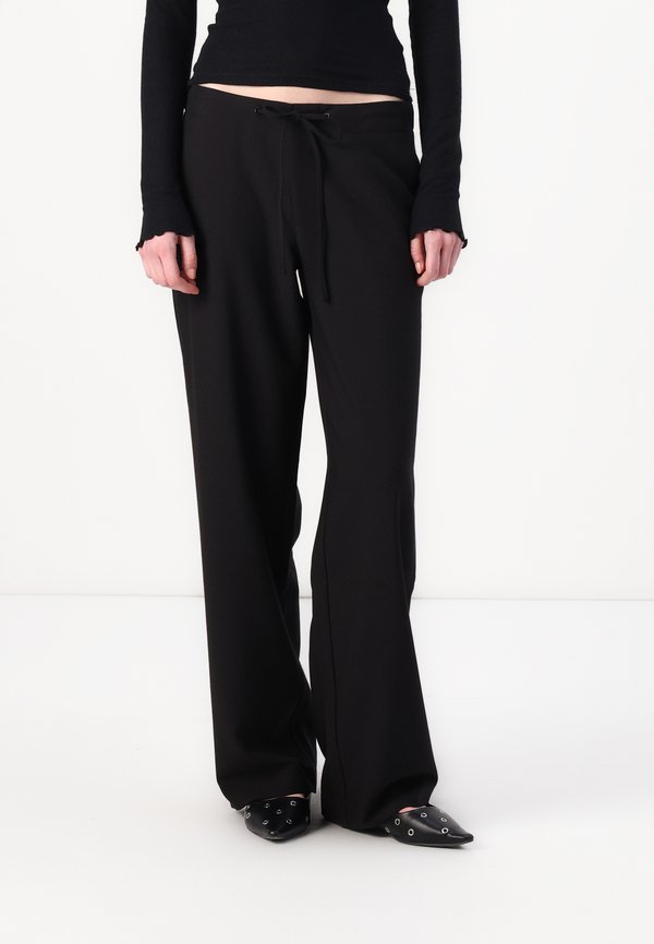 ONLMALENA LIFE STRING PANT  - Trousers