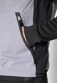 The North Face UTILITY VEST - Väst - pearl mist/black