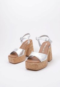 LIMMA ITHAA - Sandalias de tacón - silver